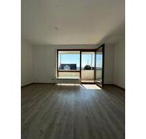 2 Zimmer Wohnung mit Balkon, Stellplatz und Kellerraum - Altbach