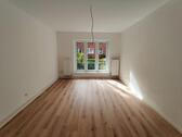 Foto - Erstbezug nach Sanierung: 3-Zimmer-Wohnung mit eigenem Garten