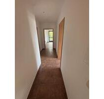 Schöne 2 Raumwohnung in Hartmannsdorf mit Gartennutzung - Limbach-Oberfrohna