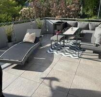 Familienfreundliche 5-Zimmer-Wohnung mit Balkon, Garten & Garage - Markgröningen