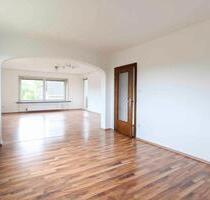 Große Wohnung mit Balkon im 1. OG in Derneburg - Holle