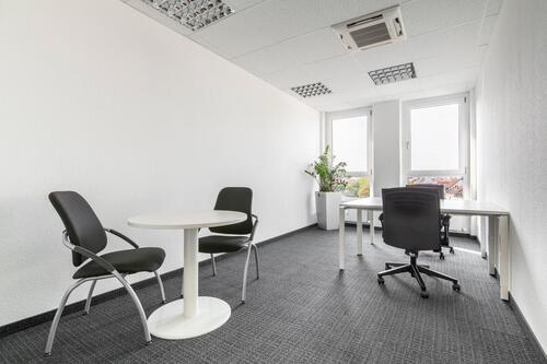 Foto - Privater Büroraum für 5 Person in HQ Plaerrer