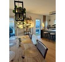 Lichtdurchflutete Wohnung mit Balkon, Einbauküche & Parkett - Velpke