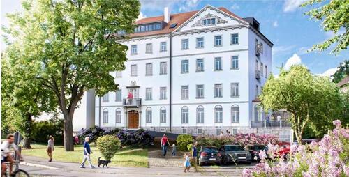 Foto - Hochwertige 3-Zimmer-Wohnung mit Fahrstuhl, Schlossblick u Garage