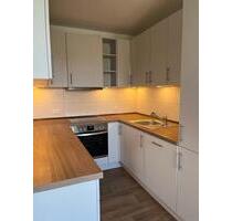 Erstbezug nach Sanierung - Herrliche 3-Raum-Wohnung mit Balkon und EBK in Cottbus