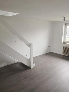 Foto - 3 Zimmer Wohnung 75 qm EBK Parkplatz