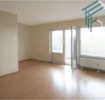 Gut geschnittene 1 Zimmerwohnung mit Balkon und Laminat - Maintal