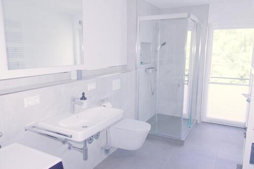 Foto - 2 Zimmer Wohnung EBK Balkon vollmöbliert