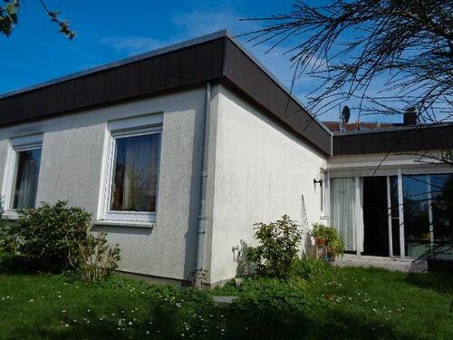 Foto - BS-Weststadt: Ruhig gelegener Bungalow mit attraktivem Garten