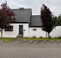 Freistehendes Einfamilienhaus - 229.000,00&nbsp;EUR Kaufpreis, ca.&nbsp; 100,00&nbsp;m&sup2; in Raguhn-Jeßnitz (PLZ: 06779)