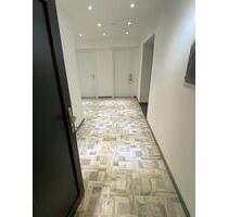 Große Wohnung zu vermieten - 1.200,00 EUR Kaltmiete, in Püttlingen (PLZ: 66346)