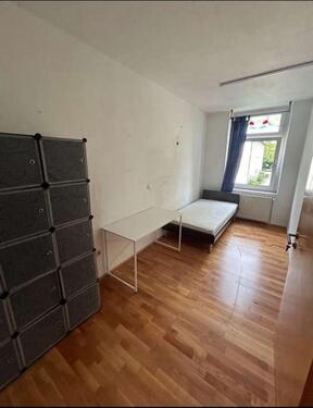 Foto - Möbliertes Zimmer Uni Nähe - 400,00 EUR Kaltmiete, ca.  85,00 m²