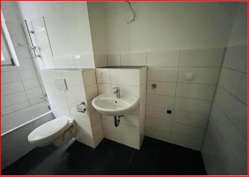 Foto - Charmante 4-Zimmer-Wohnung mit Balkon in Lövenich – WG-geeignet!