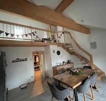Helle Dachgeschoss Wohnung in Aitrang