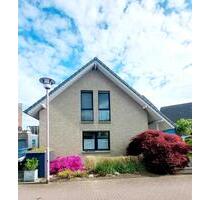 Einfamilienhaus mit Garage in Rheinberg-Budberg, 6.5 Zimmer