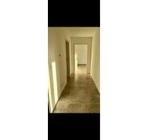 Moderne Wohnung mit gehobener Aussin einem Zweifamilienhaus - Bielefeld Heepen