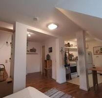 Unverwechselbar und ruhig ! 1-Zimmer Wohnung mit Balkon in Jena-West