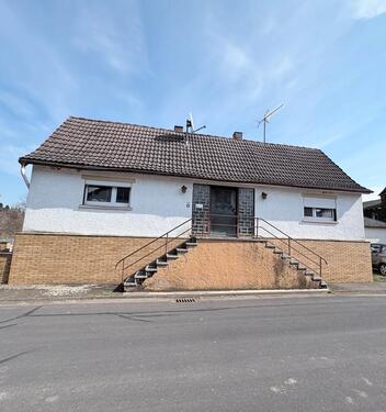 Foto - Nettes Einfamilienhaus in Nidda sanierungsbedürftig