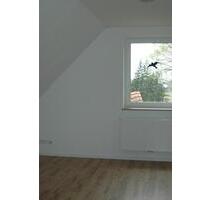 Kleines Haus auf Resthof - 700,00&nbsp;EUR Kaltmiete, ca.&nbsp; 100,00&nbsp;m&sup2; in Varrel (PLZ: 27259)