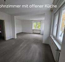 Helle, renovierte 3,5-Zimmer Wohnung mit Balkon und Badewanne - Saarbrücken West