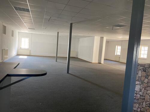 Foto - Altes Fitnessstudio zu vermieten - Neustadt (Hessen)