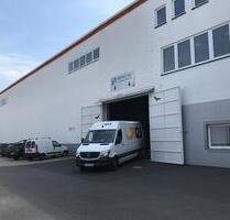 Lagerhalle ca. 900m² mit Büro, Werkstatt in Rochlitz zu vermieten