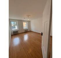 Helle 2-Zimmer Wohnung mit Küche im EG - Luckenwalde