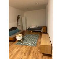 1-Zimmer-Dachgeschosswohnung in zentraler Lage Pankow - Berlin