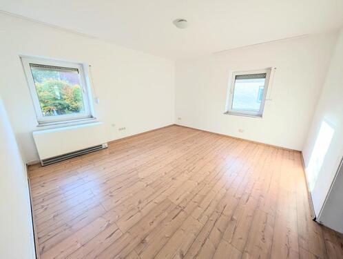 Foto - **Garten gefällig? Großzügige Wohnung mit modernem Tageslichtbad und eigenem Garten**