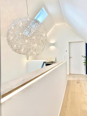 Foto - Ihr Haus im Haus: 5,5-Zimmer Maisonette-Wohnung mit Teckblick