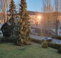 2 Zi Wohnung 12247 Steglitz privat verkaufen 1.OG Balkon frei - Berlin Lankwitz