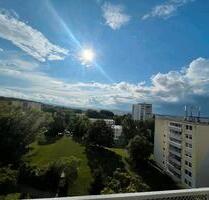 Exklusive 3 ZWG in Toplage mit EBK, Garage und Balkon mit Traumha - Pforzheim Eutingen