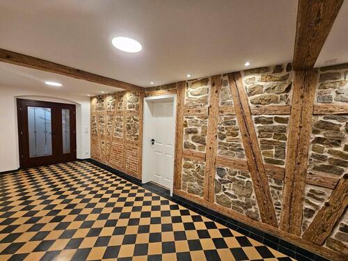 Foto - Erstbezug nach Sanierung: Stilvolle 3,5-Zi.-Wohnung