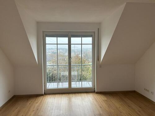 Foto - 2 Zi.-DG-Wohnung 56 m², Balkon, Außenstellplatz in 84048 Mainburg