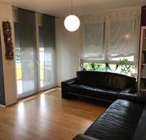 3 Zimmer Wohnung mit Balkon und EBK in Mannheim Neuhermsheim