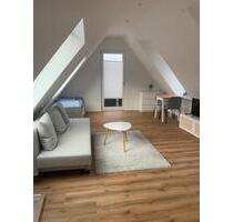 1 Zimmer Wohnung möbliert - 850,00&nbsp;EUR Kaltmiete, ca.&nbsp; 30,00&nbsp;m&sup2; in Reutlingen (PLZ: 72768) Altenburg