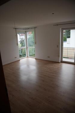 Foto - Helle 3-Zimmer-Wohnung mit Balkon in Nordendorf zu vermieten