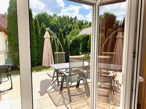 Foto - Provisionsfrei - gepflegte DHH mit Südterrasse und Doppelgarage