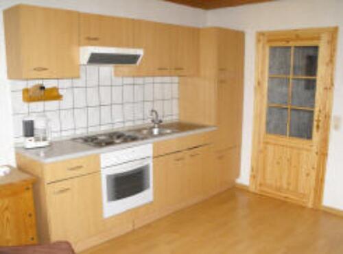 Foto - 2-Zimmerwohnung möbliert mit Balkon 2-3 Monate zu vermieten