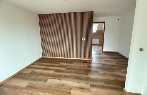 Foto - Kernsanierte DG-Wohnung am Mattlerbusch-Park !