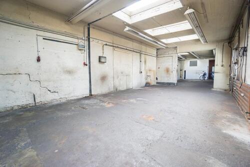 Foto - Düsseldorf-Bilk: Gewerbefläche mit Büro im Hinterhof – flexibel nutzbar