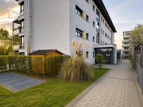 Foto - Moderne 4-Zimmer-Wohnung mit Terrasse in Stuttgart-Giebel