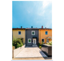 RMH zu vermieten - 1.100,00&nbsp;EUR Kaltmiete, ca.&nbsp; 100,00&nbsp;m&sup2; in Straubing (PLZ: 94315)