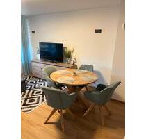 Wunderschöne Einzimmerwohnung - 1.200,00&nbsp;EUR Kaltmiete, ca.&nbsp; 42,00&nbsp;m&sup2; in Unterschleißheim (PLZ: 85716)