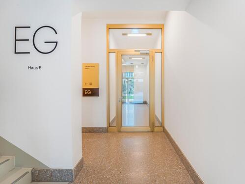 Foto - Elegance Meets Space – Großzügiges 3-Zimmer-Apartment mit Balkon und Loggia