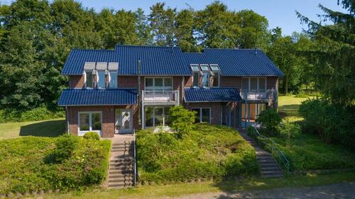 Foto - Doppelhaus mit Halle & großem Grundstück