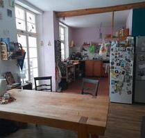 wg Zimmer in 8-ter WG - 320,00&nbsp;EUR Kaltmiete, ca.&nbsp; 32,00&nbsp;m&sup2; in Marburg (PLZ: 35037)