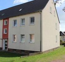 BARSINGHAUSEN AM DEISTER: Gemütliche 2-Zimmer-Dachgeschosswohnung – ca. 43 m² mit Tageslichtbad