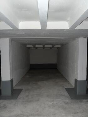 Foto - Abschließbarer Garagenstellplatz MilbertshofenSilcherstrasse