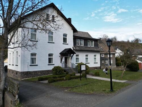 Foto - Provisionsfrei !!! Mehrzweckgebäude mit viel Platz in Bad Laasphe